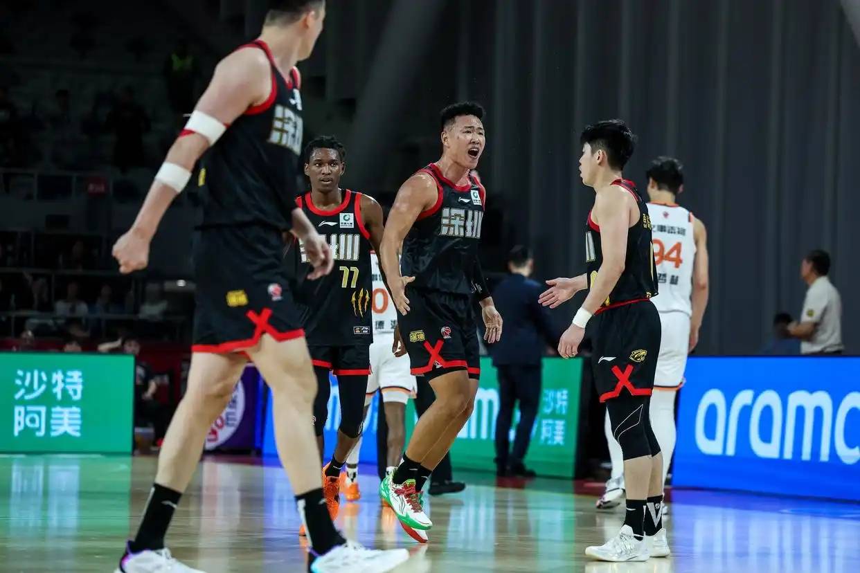 关于莎拉波娃在TES比赛中出色防守,爆冷引发热议!的信息 关于莎拉波娃在TES比赛中出色防守,爆冷引发热议!的信息