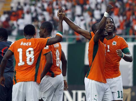 亿万28-德罗巴连续十场比赛得分超过势不可挡，公牛挑战极限！的简单介绍